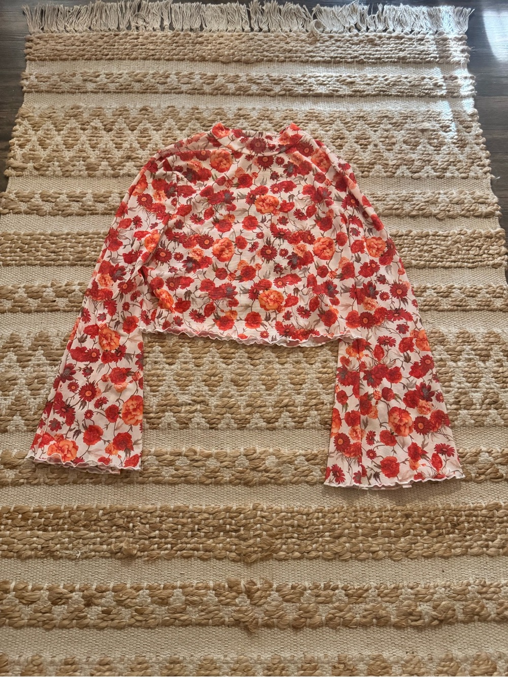 SHEIN Cream Floral Crop Top with Red and Orange Blooms